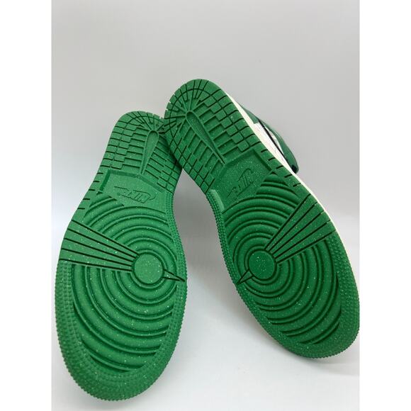 Jordan 1 Mid SE Overbranded GS Pine Green Sneakers HF3200-300 Size 7Y. - Picture 5 of 15